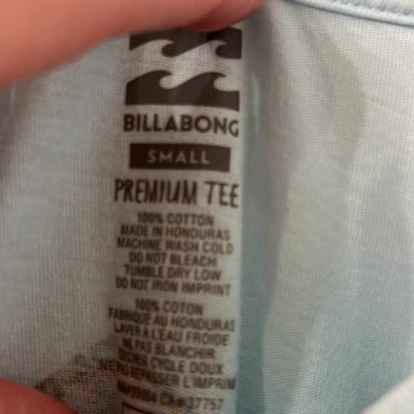 Men’s size Small Billabong Tshirt - Picture 7 of 8